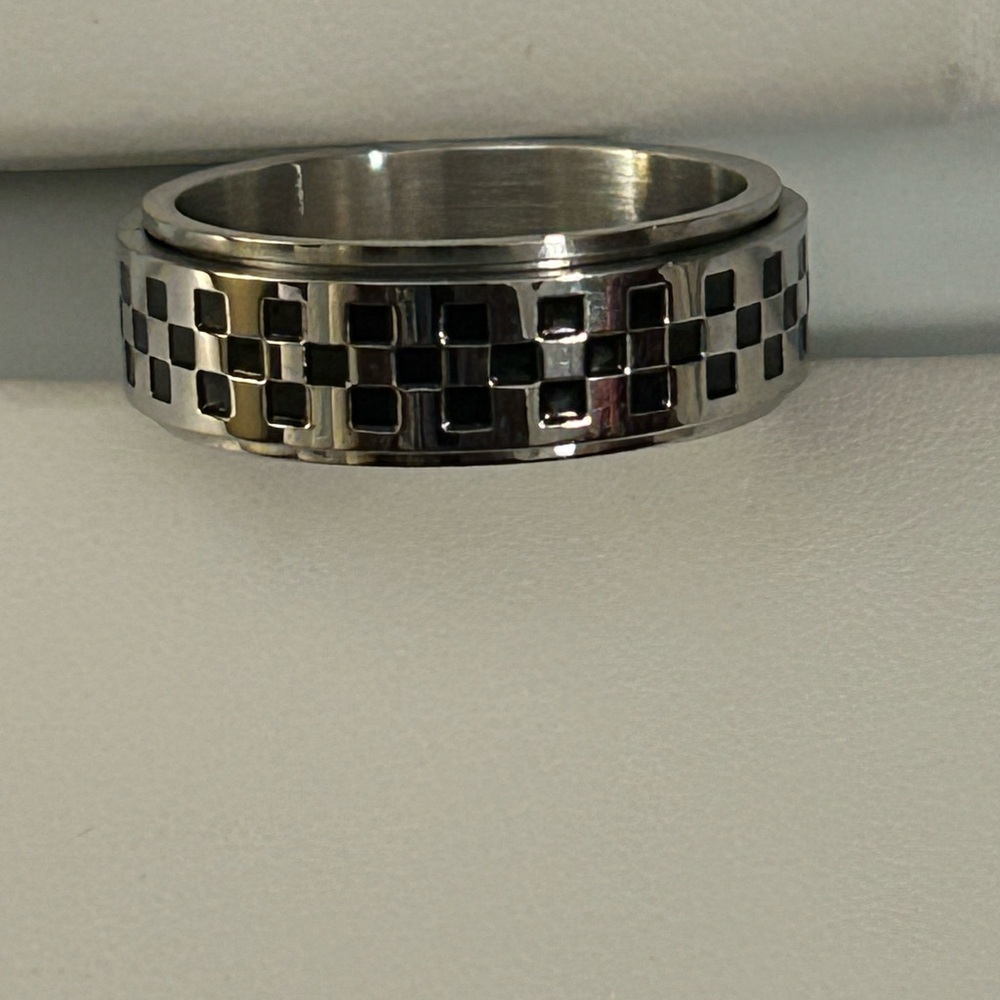 Men Silver Ring ( Gift It)